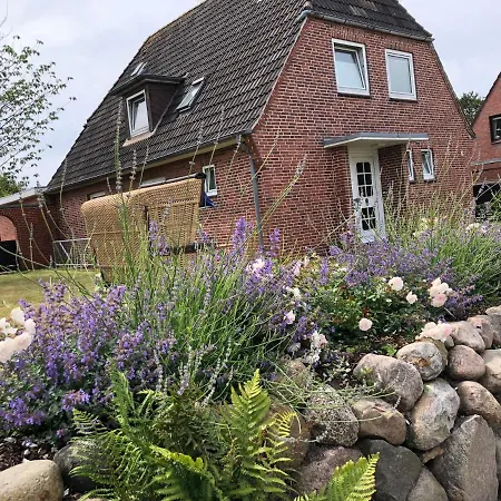 Heideweg, 3 Obergeschoss Mit Garten-sitzplatz Apartmán