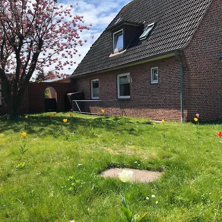 Heideweg, 3 Obergeschoss Mit Garten-sitzplatz * Westerland